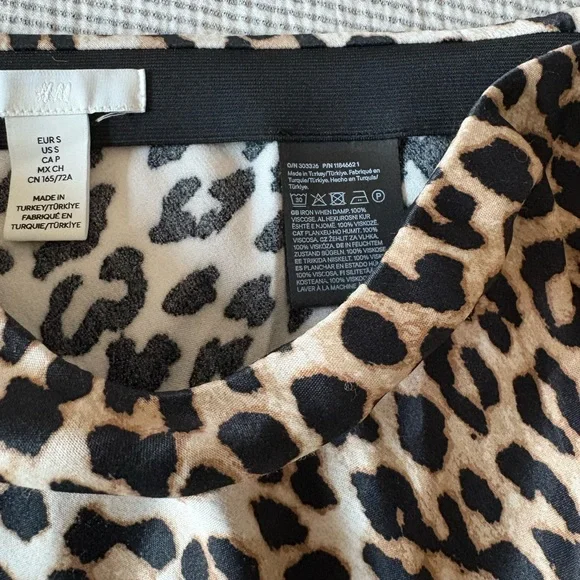 H&M Leopard Print Maxi Skirt - Picture 3 of 5